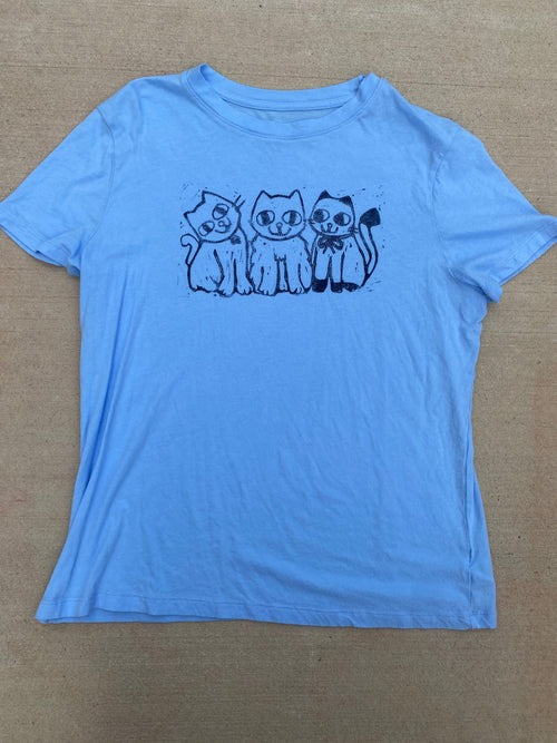 'ava' kitties t-shirt